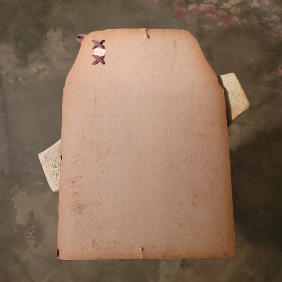 Alox Elastic Shoe Laces Store Display Card With All 14 Laces Shoe Laced on Top - Picture 9 of 9